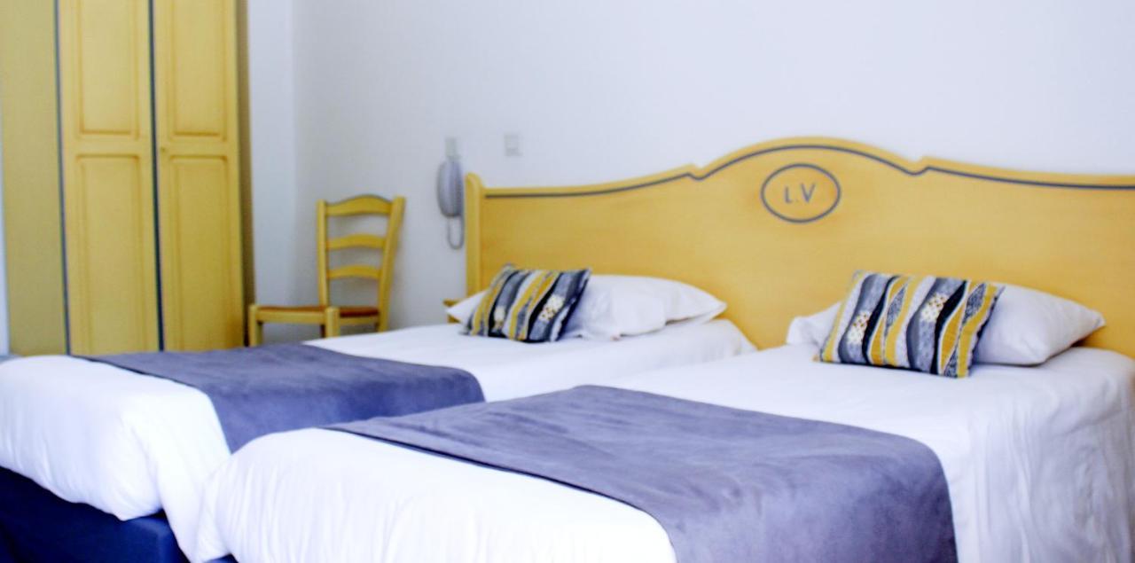 Hotel Le Vanseen Les Vans Exterior photo