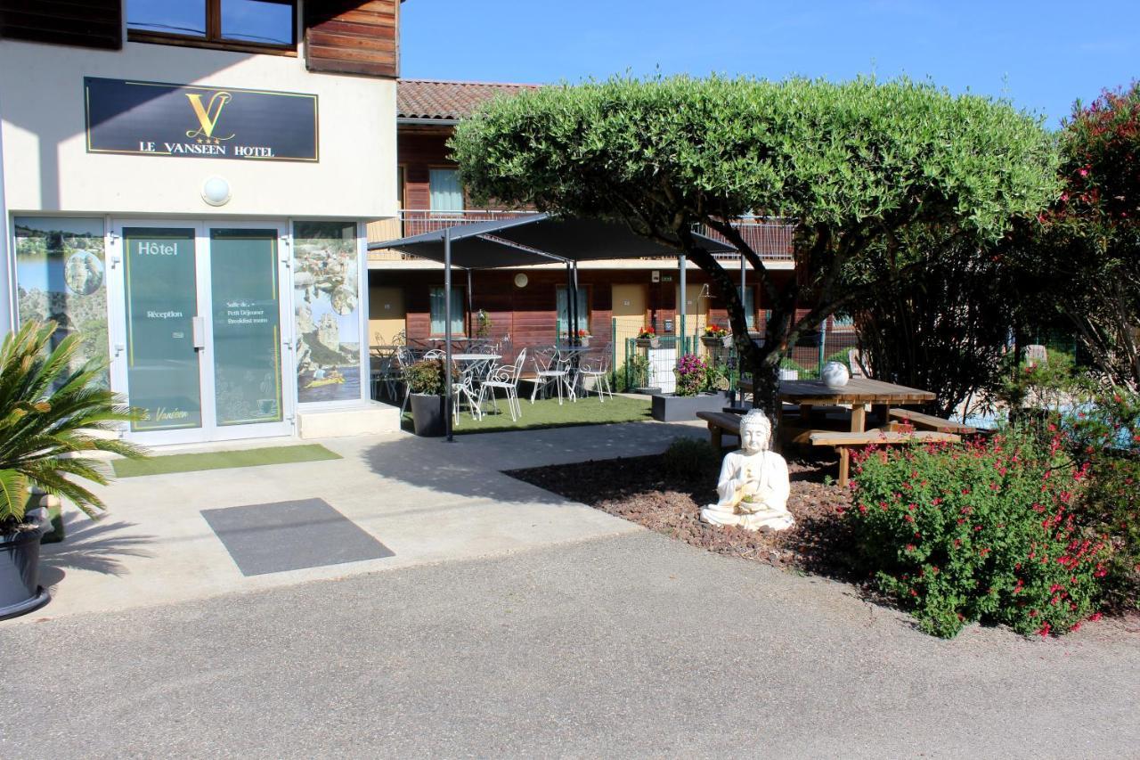 Hotel Le Vanseen Les Vans Exterior photo
